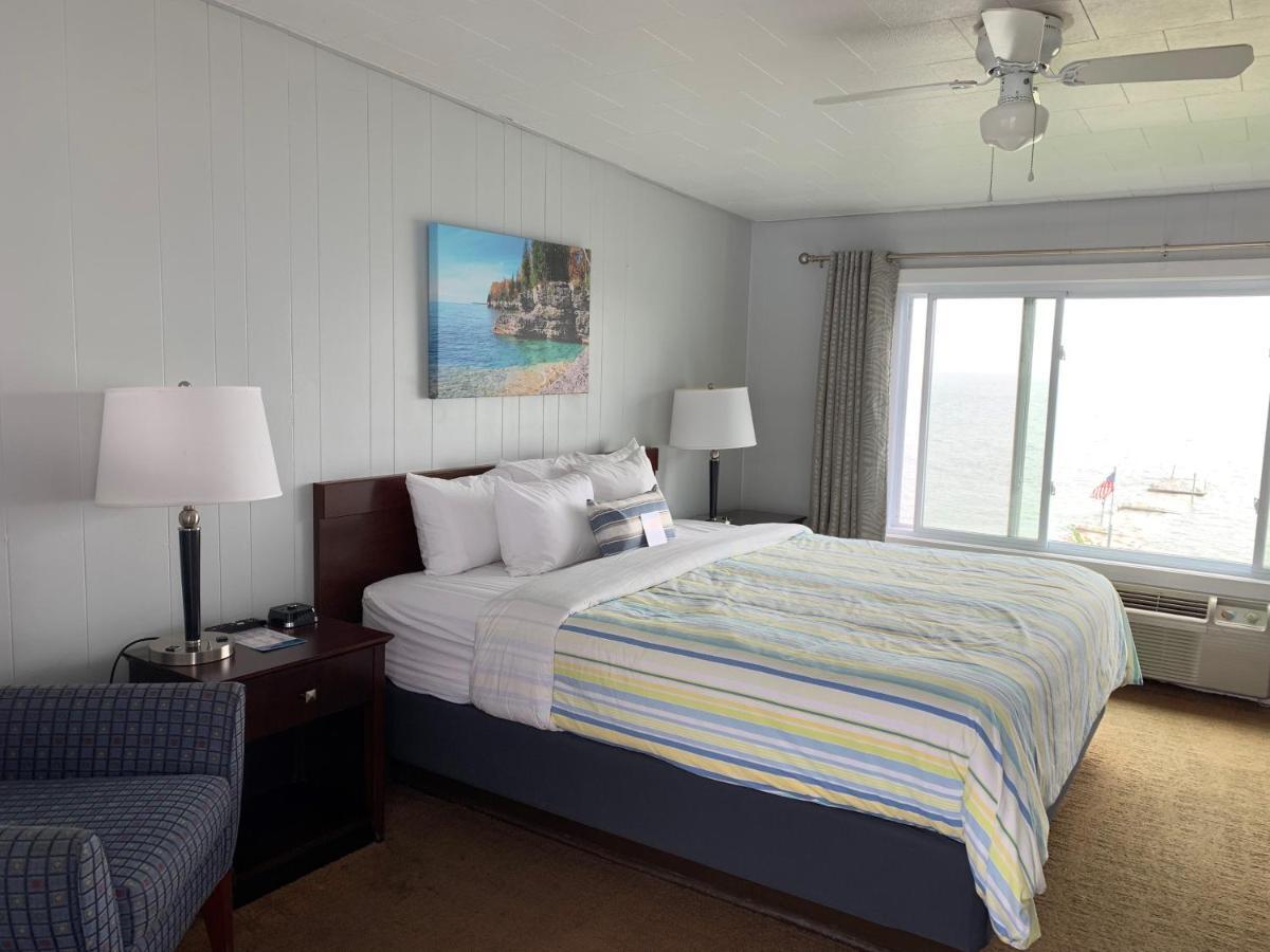 Beachfront Inn Baileys Harbor Exterior photo